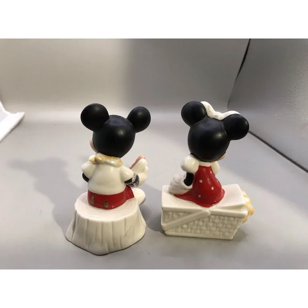 Lenox Disney‎ Mickey And Minnie Salt And Pepper Shakers
